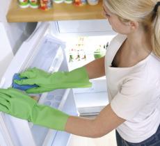 Comment bien nettoyer son frigo ? nos meilleures astuces !