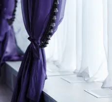 Comment relooker ses rideaux ? 4 idées déco simples 