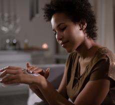 Prévenir et guérir : on prend soin de ses mains en hiver !