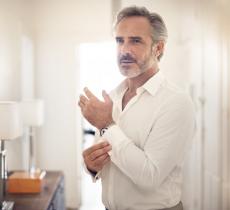 Popeline, flanelle, oxford : comment choisir une chemise pour homme ?