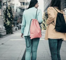 Les affaires sont dans le sac ... à dos !